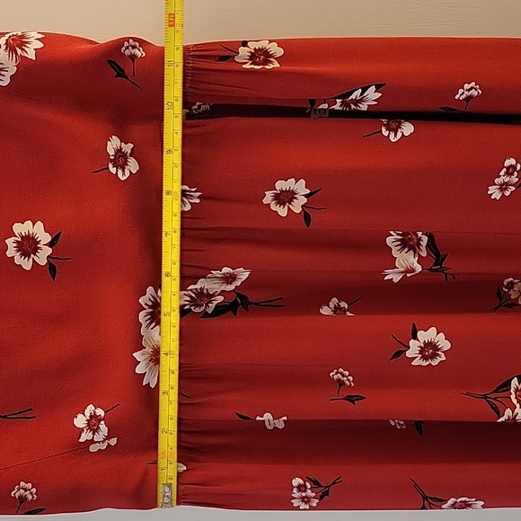 Breezy Red Floral Maxi Dress | Small - Picture 7 of 12